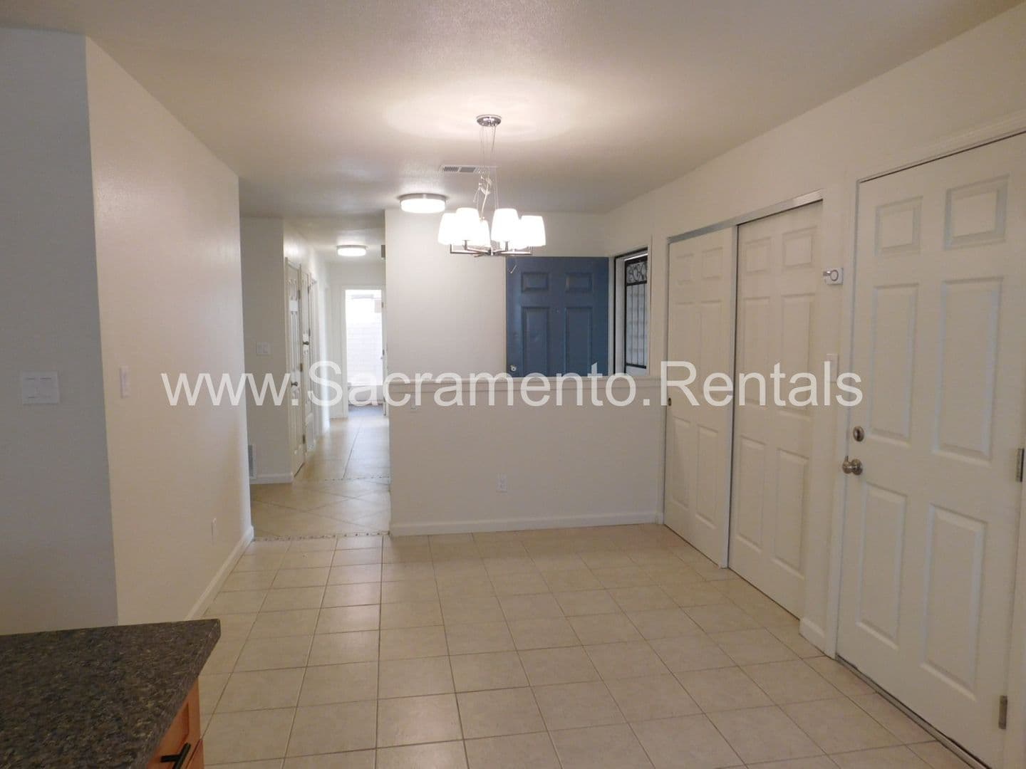 Sacramento House: 101 Kennelford Circle