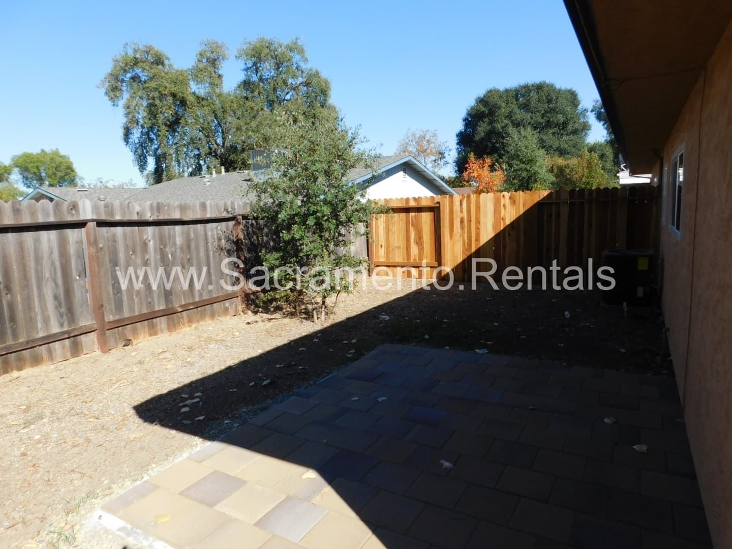 North Highlands House: 4005 Myrtle Avenue