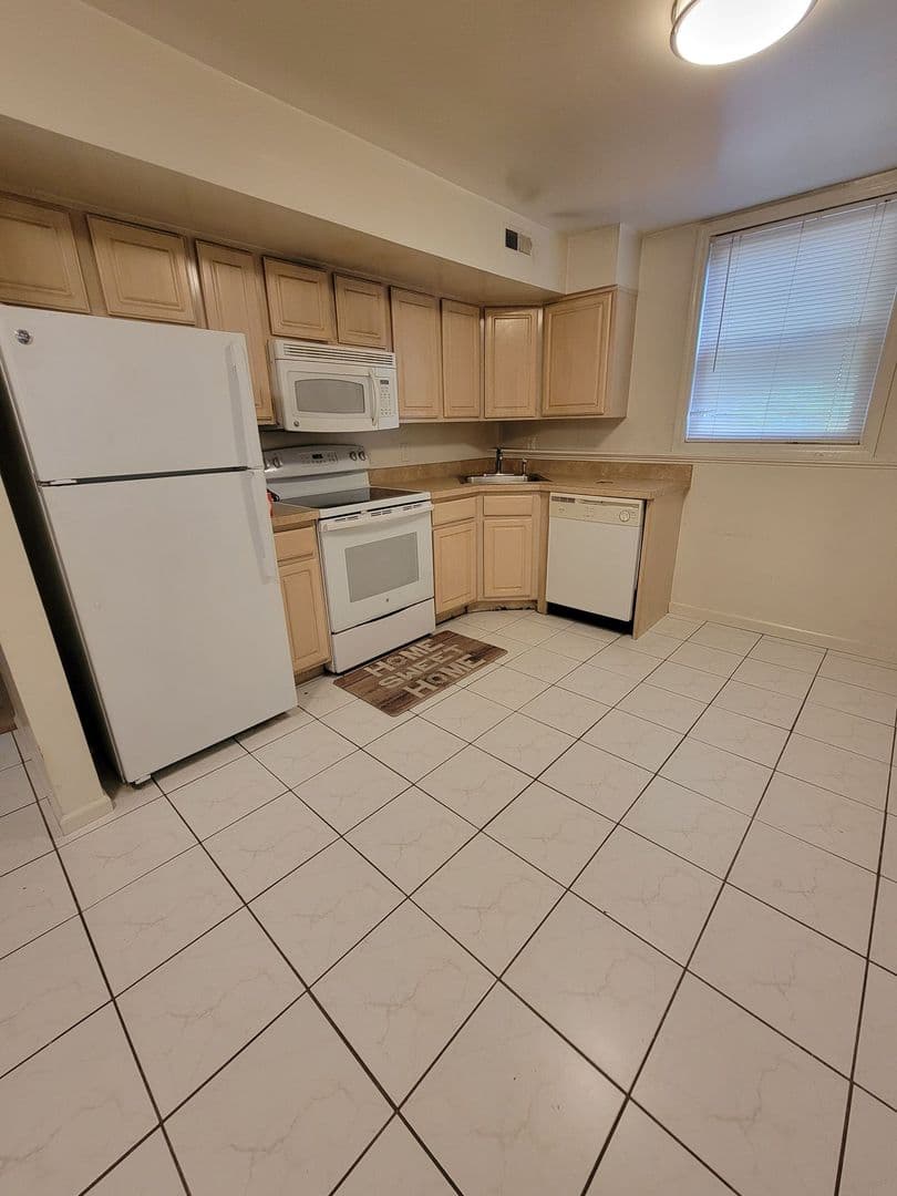 Troy Apartment: 110 Colleen Rd