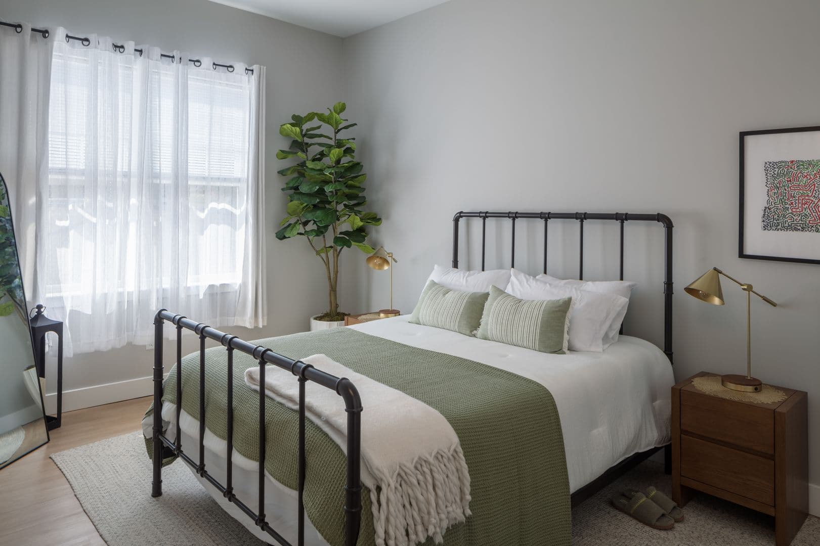 Windsor Apartment: 150 Broad Street