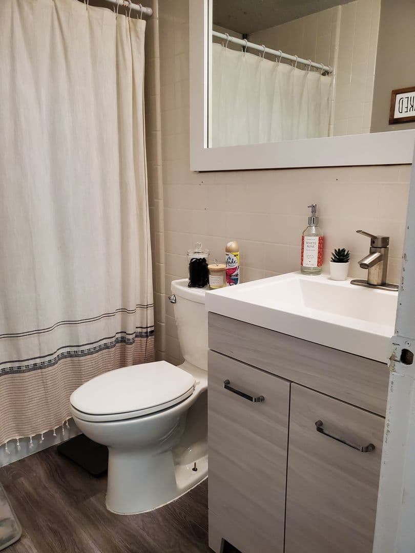 Storrs Apartment: 20 Carriage House Drive