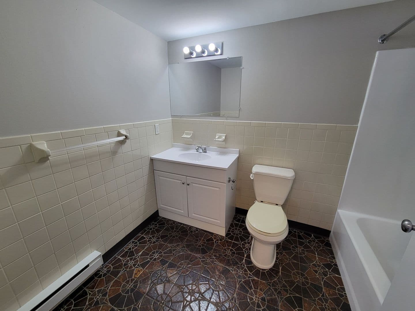 Troy Apartment: 110 Colleen Rd