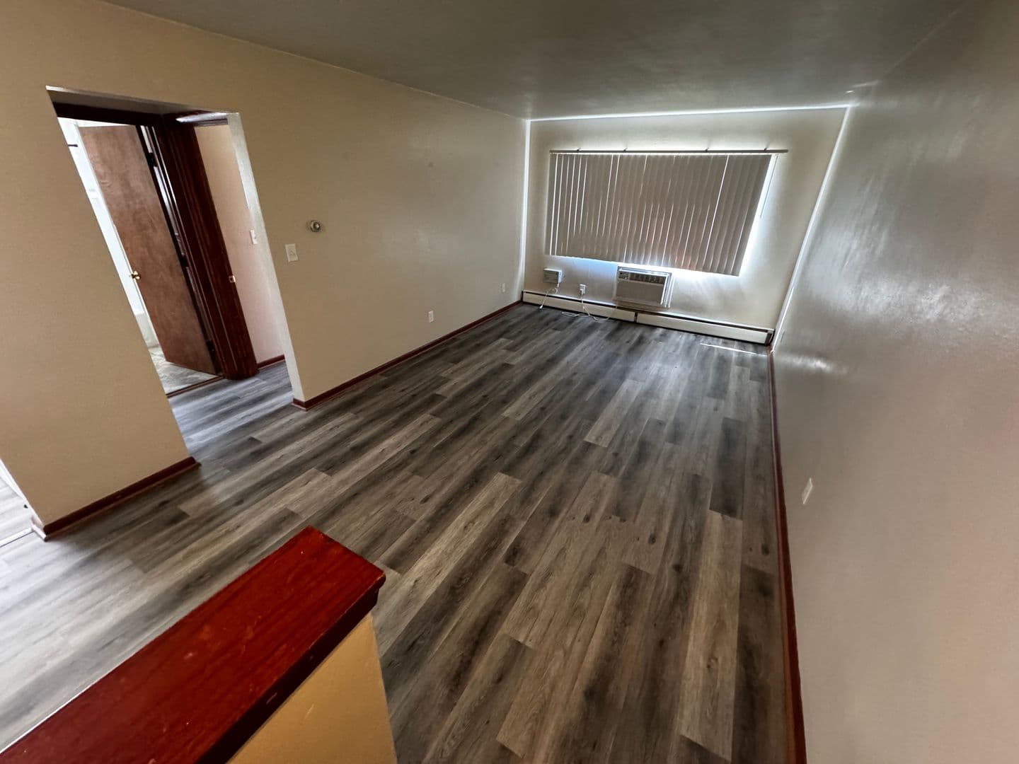 St Paul Apartment: 1891 7th St E
