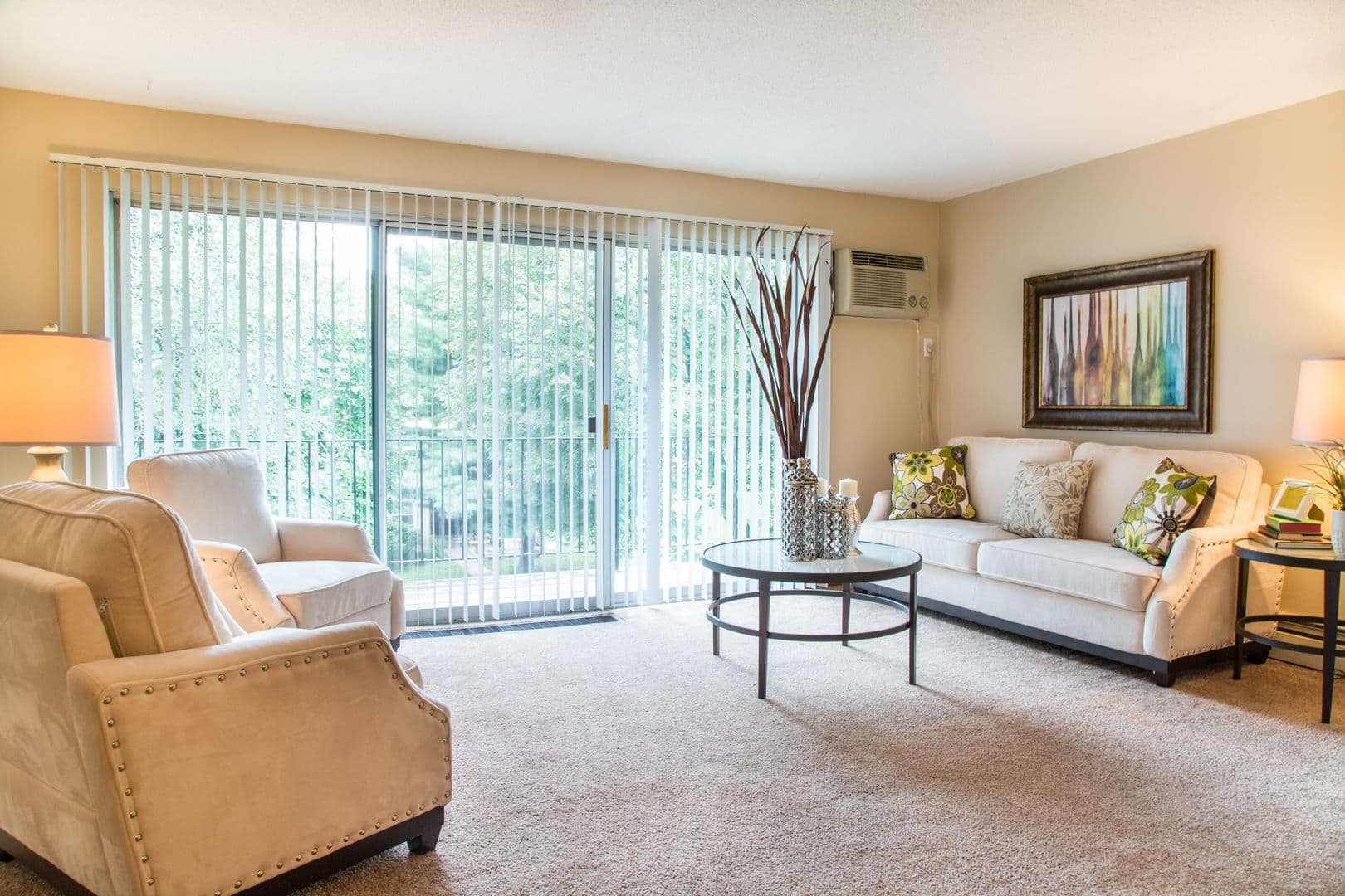 St Paul Apartment: 1609 N Woodbridge St