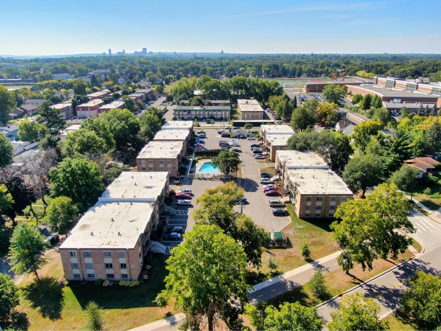 St Paul Apartment: 1570 Marion St