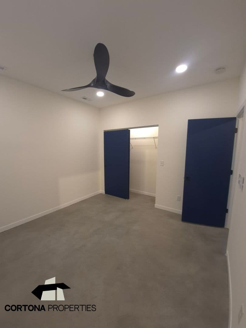 St. Louis Apartment: 2327 Texas Ave.
