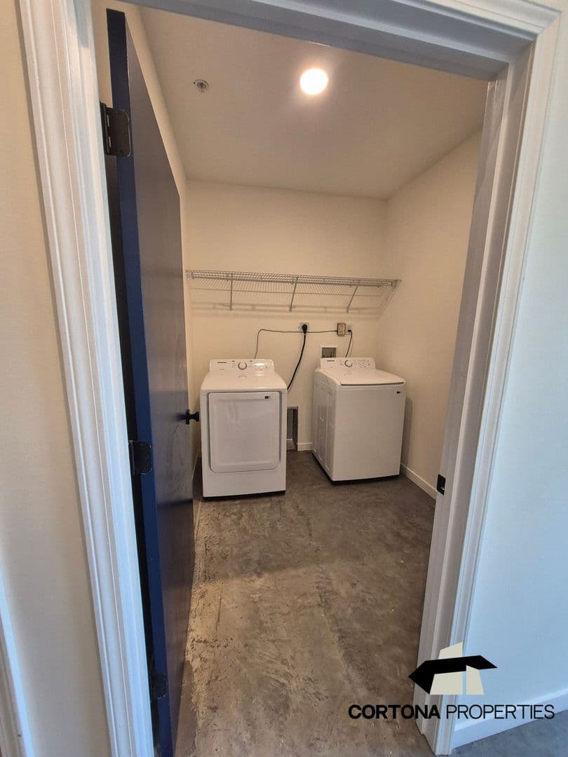 St. Louis Apartment: 2327 Texas Ave