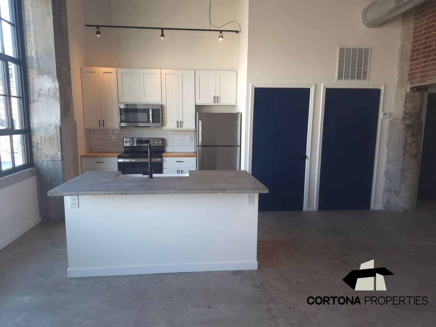 St. Louis Apartment: 2327 Texas Ave