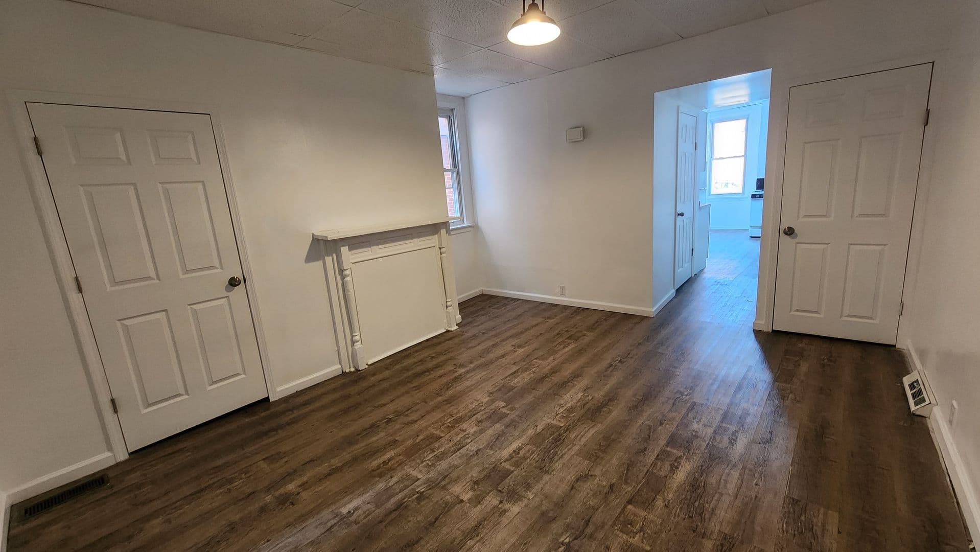Pittsburgh Apartment: 4600 Friendship Ave
