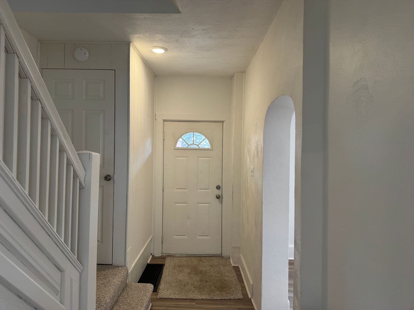 Pittsburgh House: 211 Reifert Street