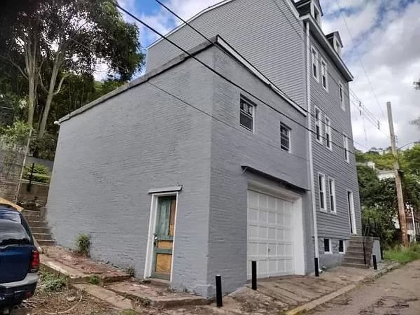 Pittsburgh Apartment: 1027 Salter Way