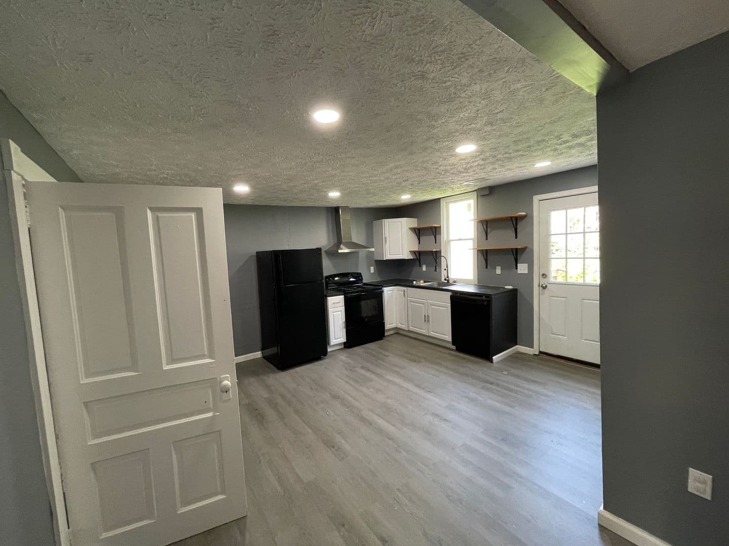 Pittsburgh Apartment: 1027 Salter Way