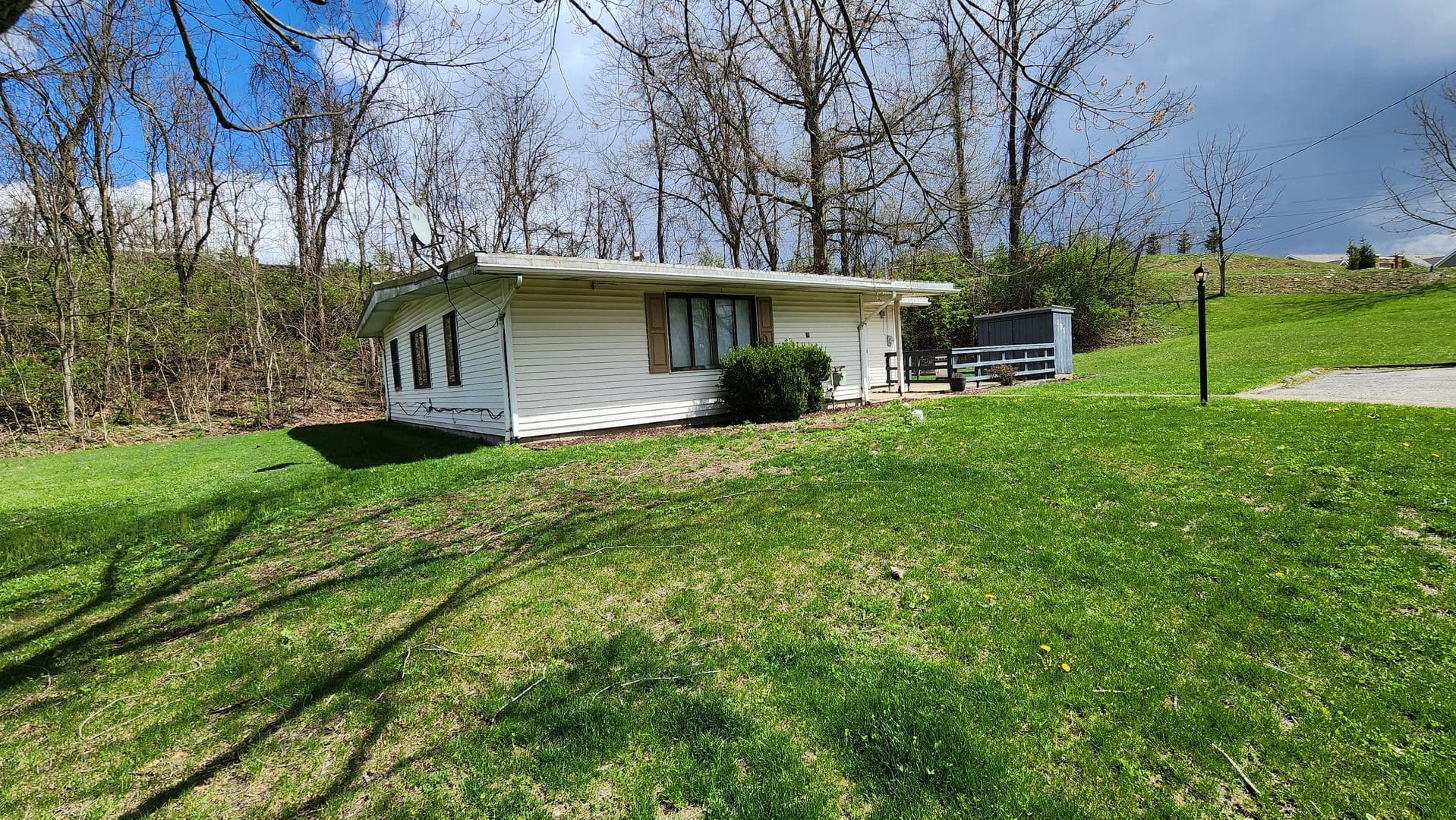 Finleyville House: 101 Deer Path