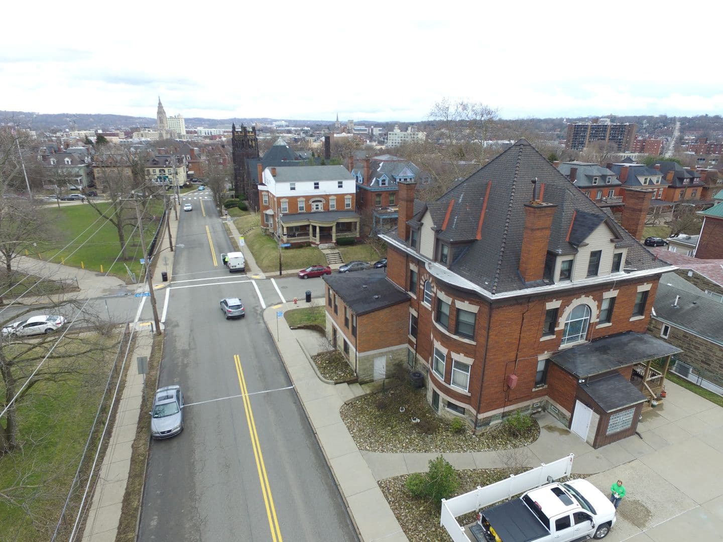 Pittsburgh Apartment: 304 S. Graham St. Apt. 2A