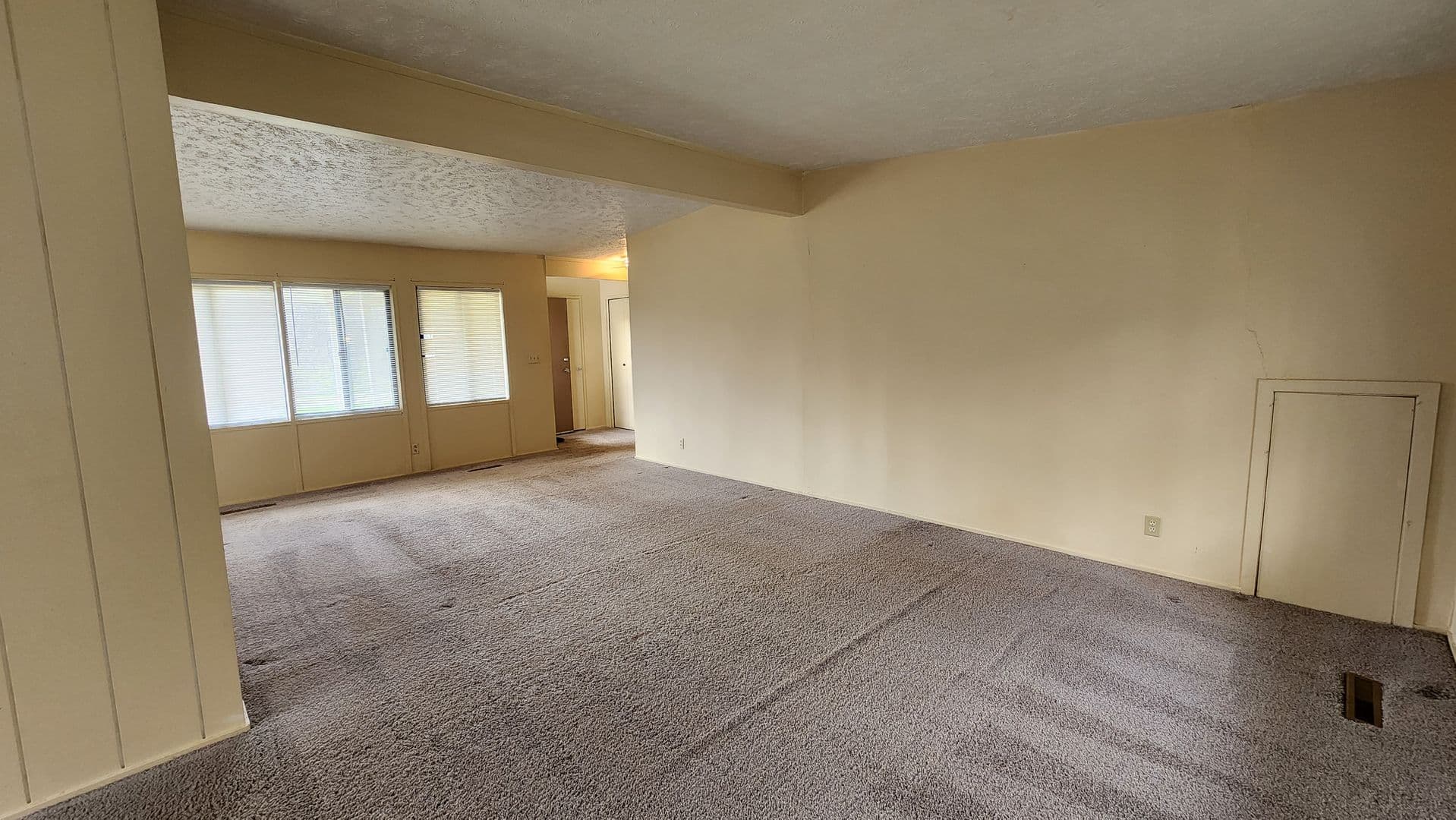 Finleyville House: 101 Deer Path