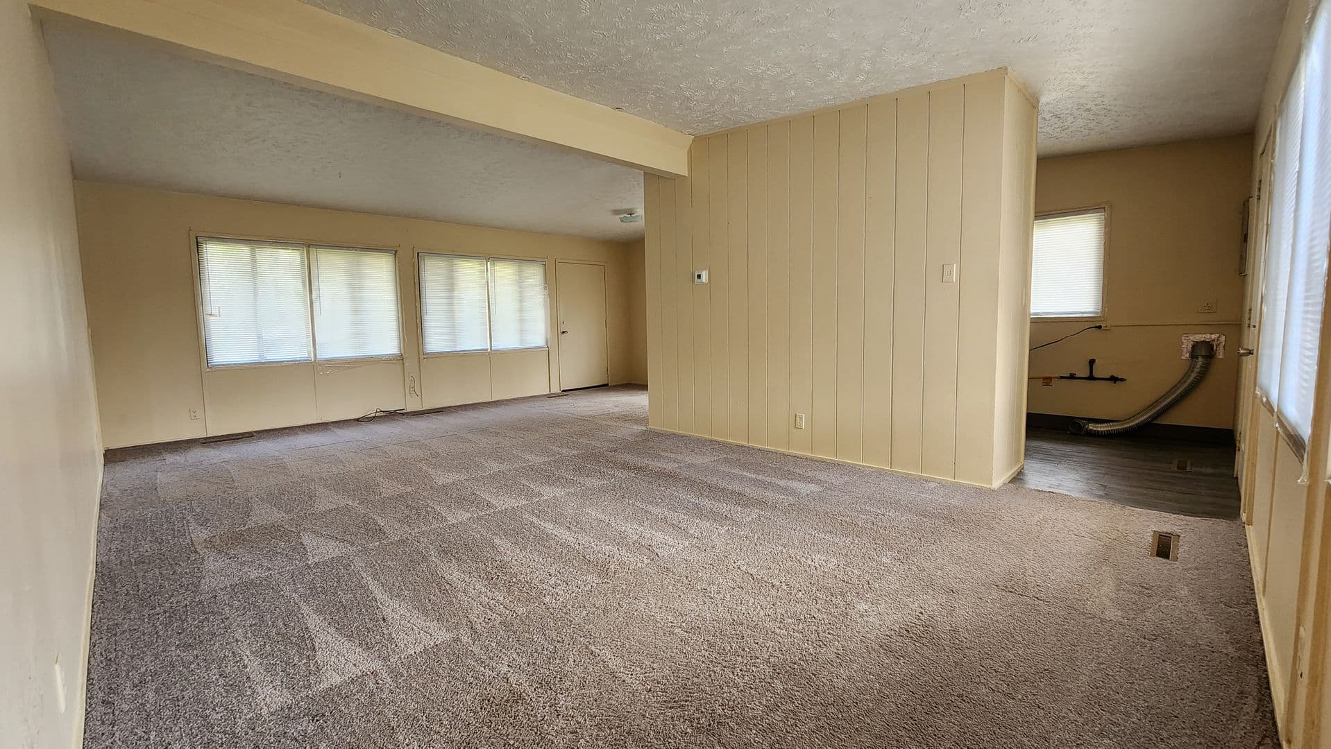 Finleyville House: 101 Deer Path