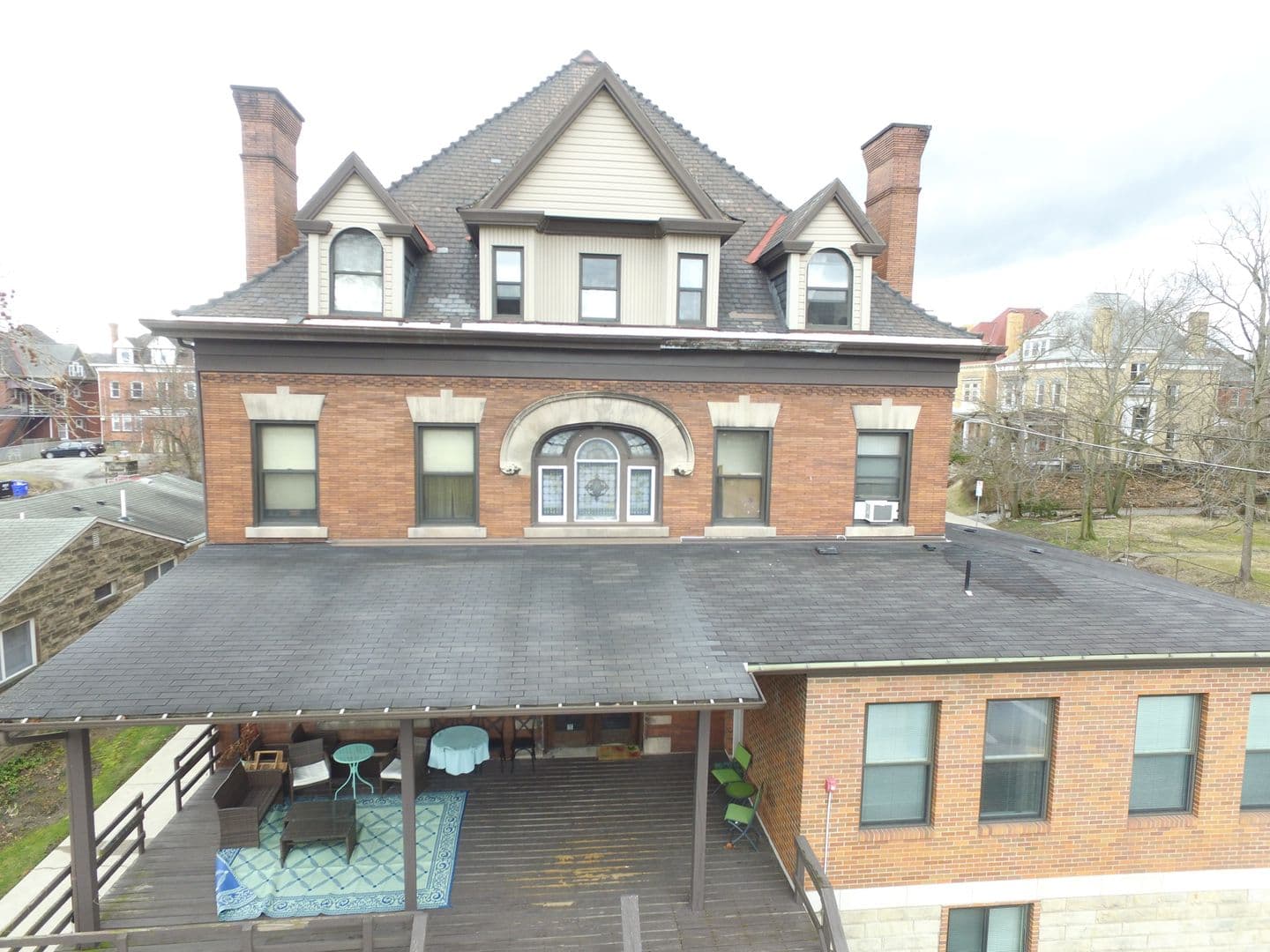 Pittsburgh Apartment: 304 S. Graham St. Apt. 2A