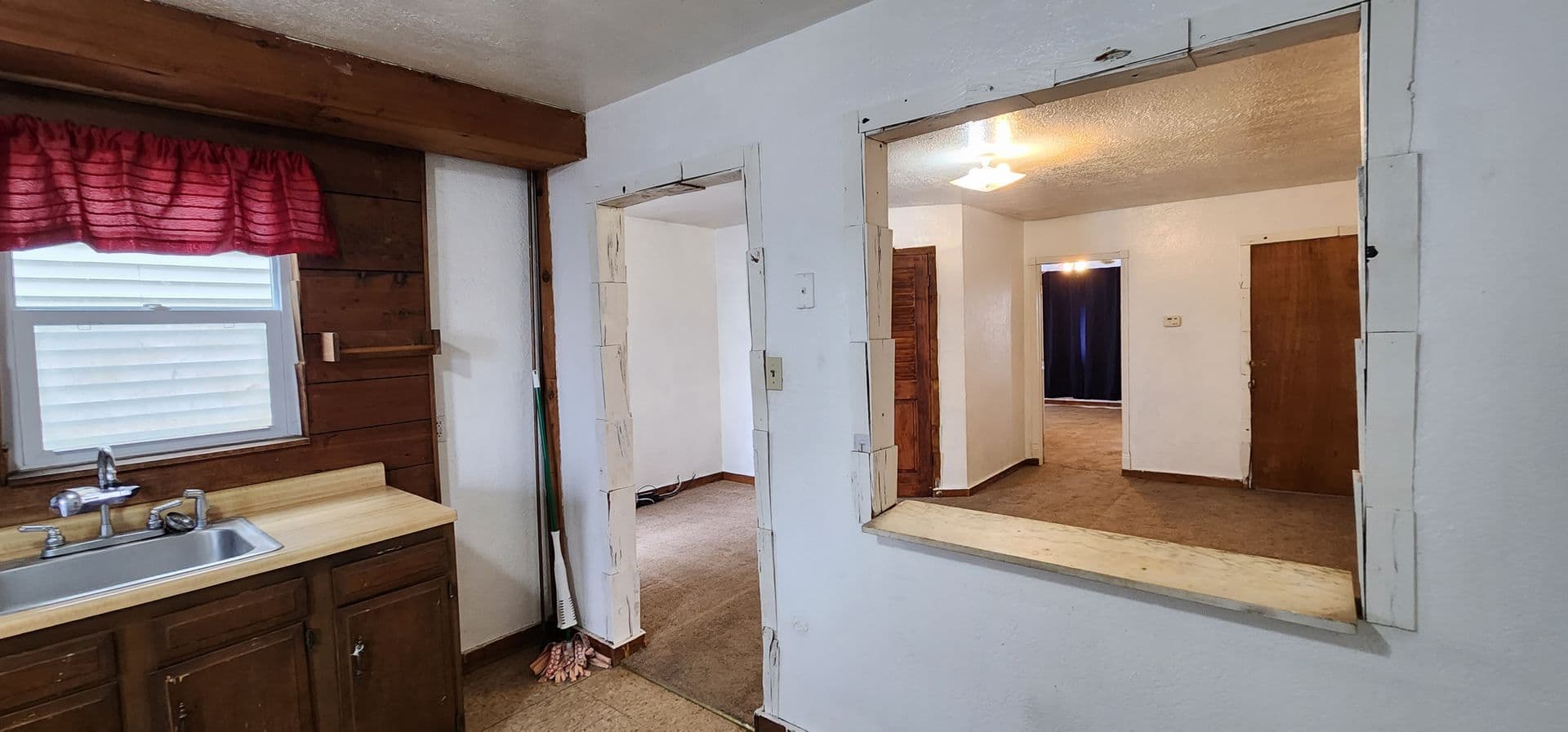 Pittsburgh Apartment: 210 Taylor Street