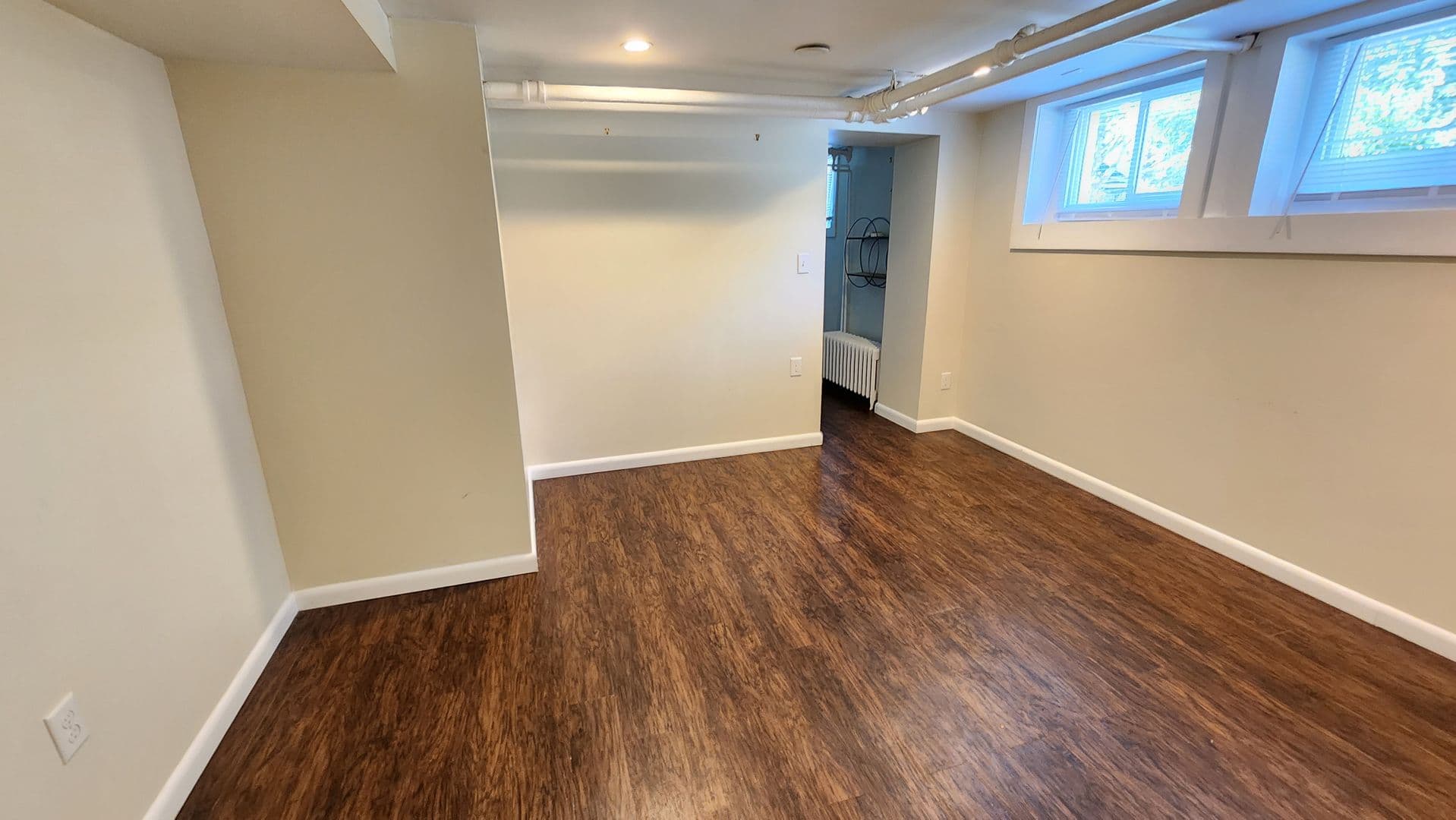 Pittsburgh Apartment: 3230 Wainbell Avenue