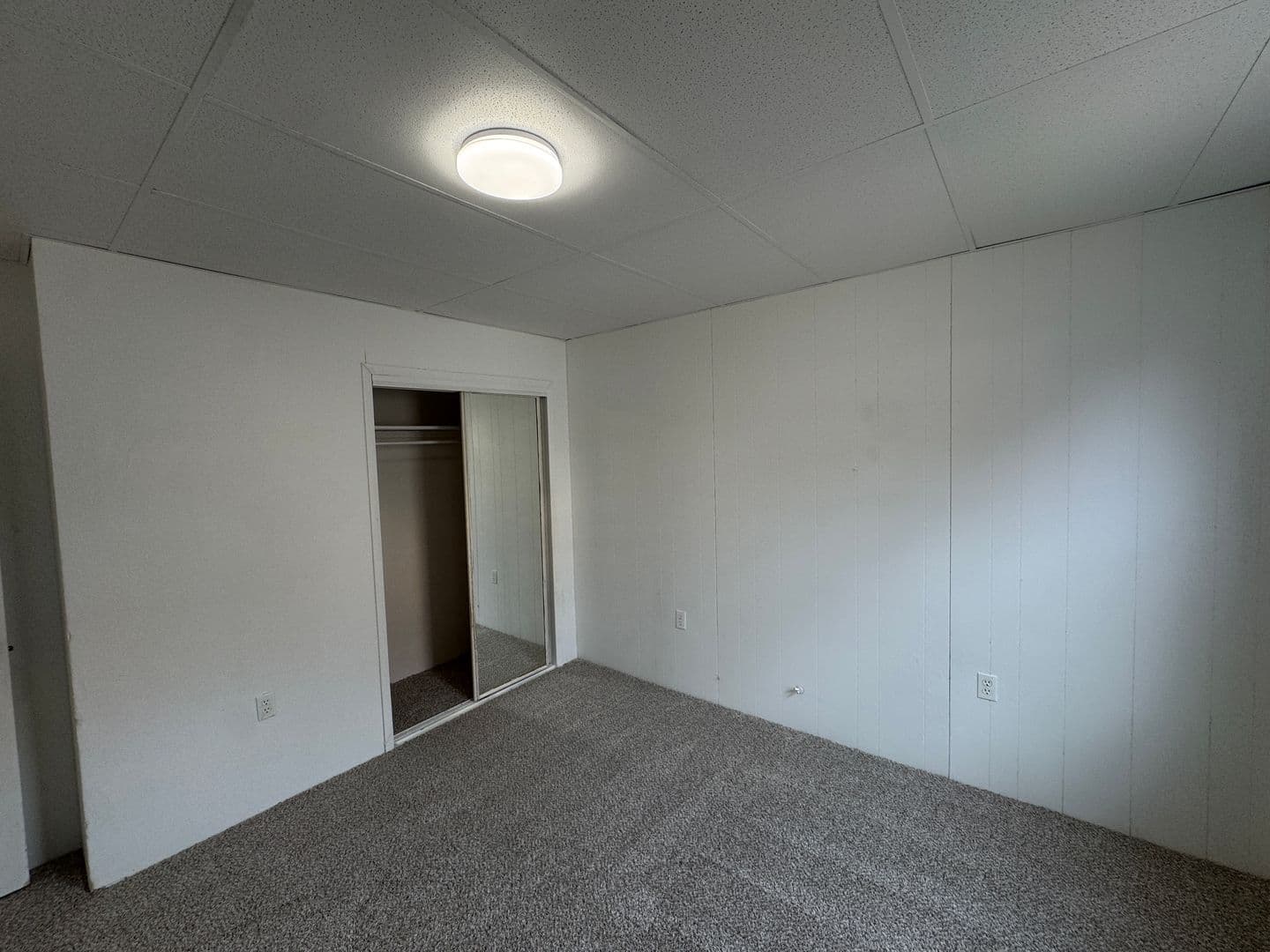 Pittsburgh House: 211 Reifert Street