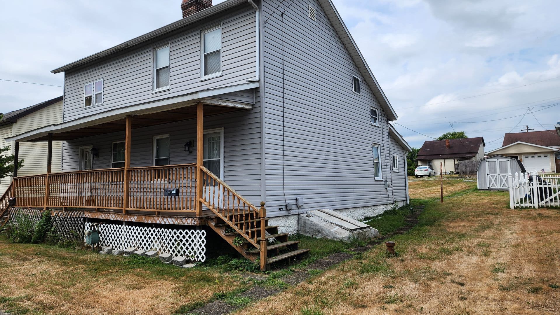 MT Pleasant House: 6781 Low Street