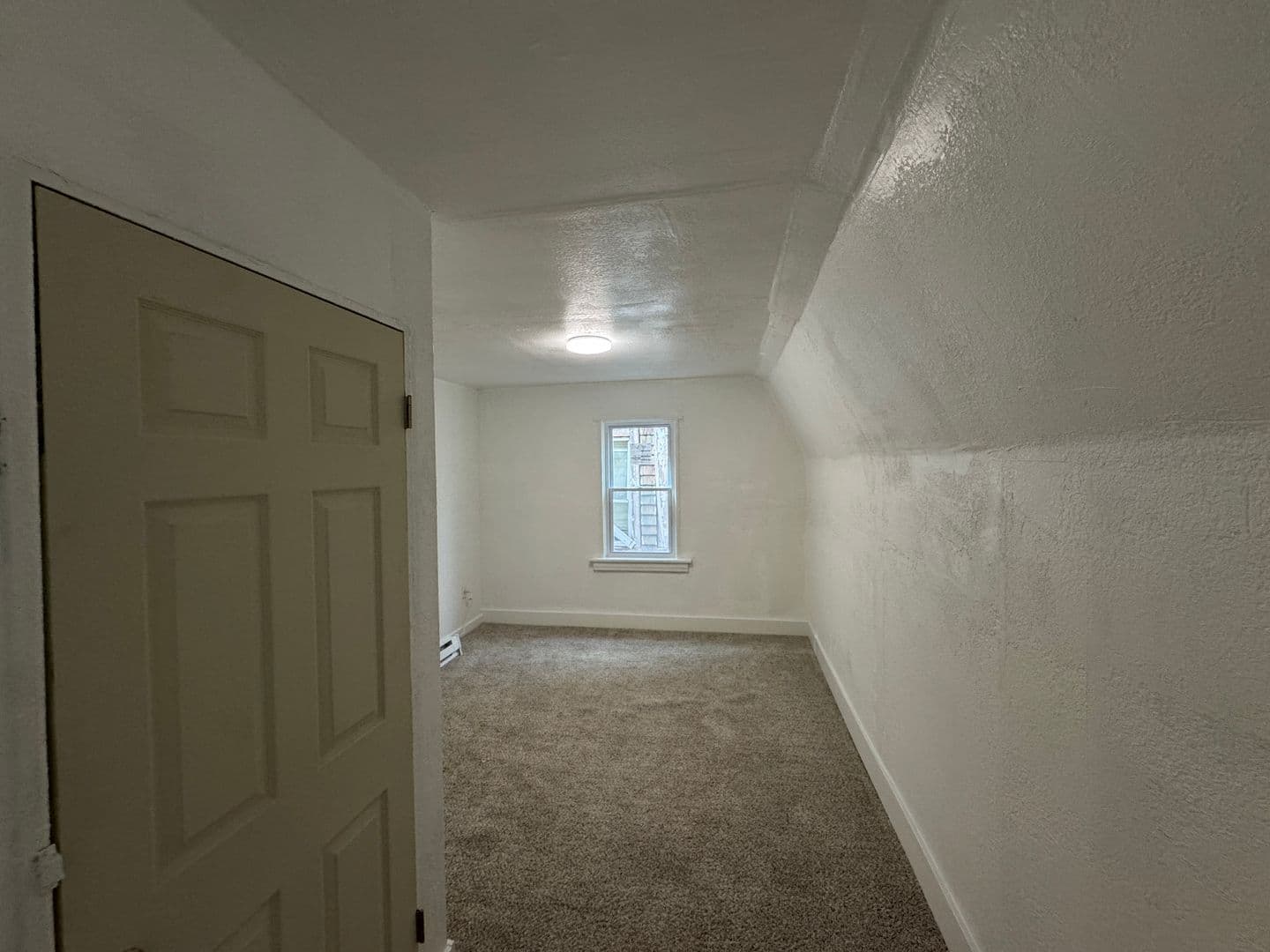 Pittsburgh House: 211 Reifert Street