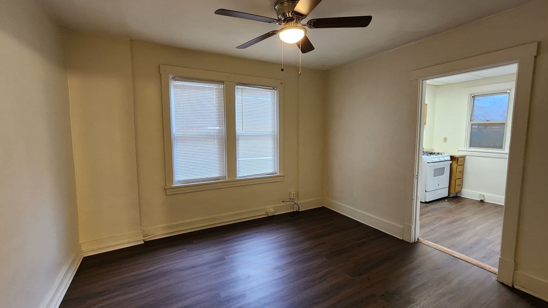Pittsburgh Apartment: 2918 Clermont Avenue