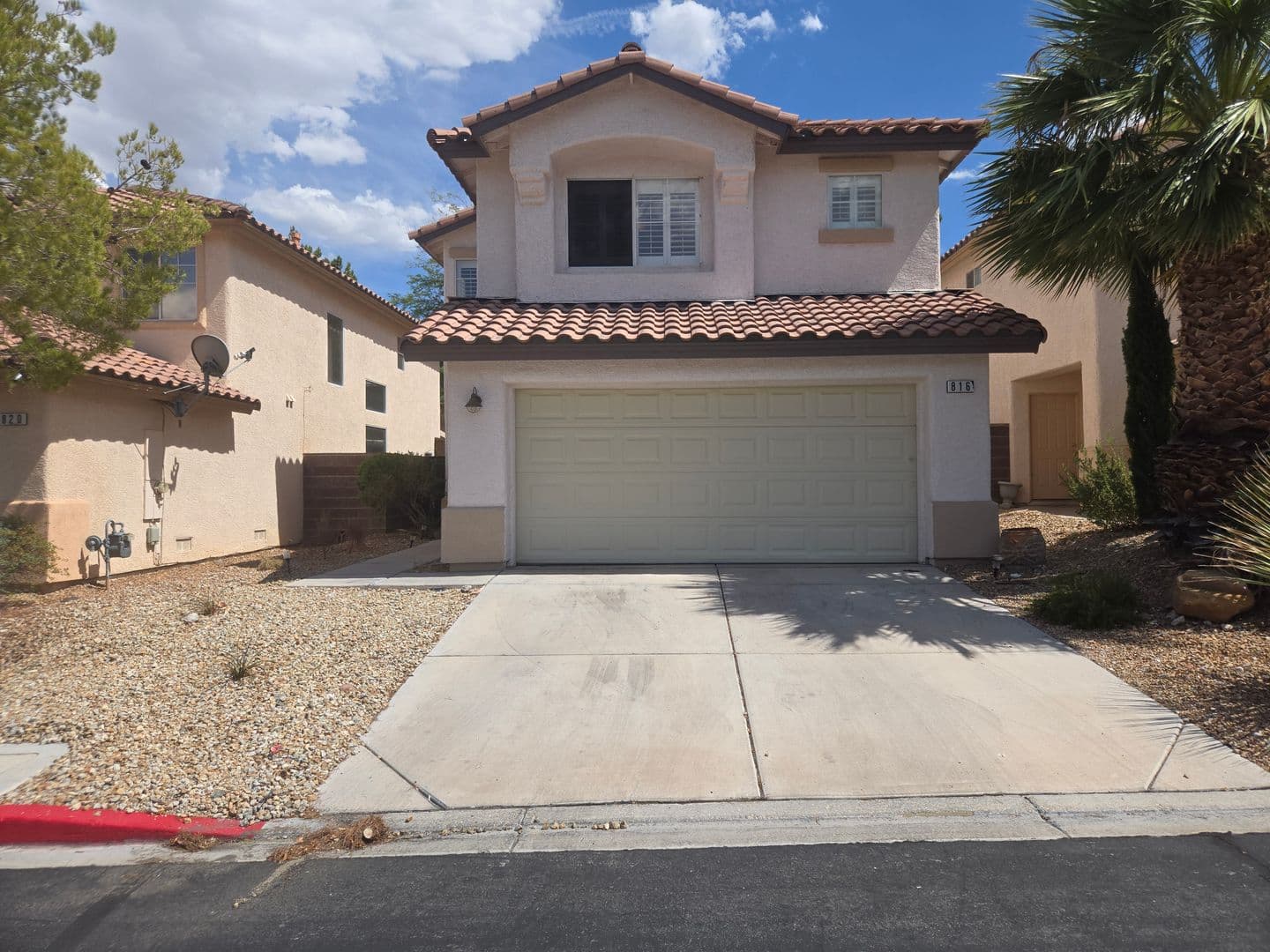 Las Vegas House: 816 Bow Creek Ln