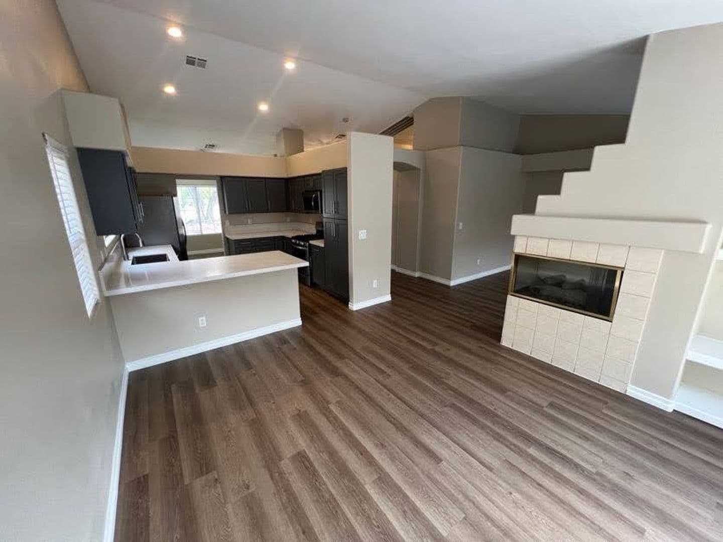 N Las Vegas House: 4717 Pointe Decatur Way