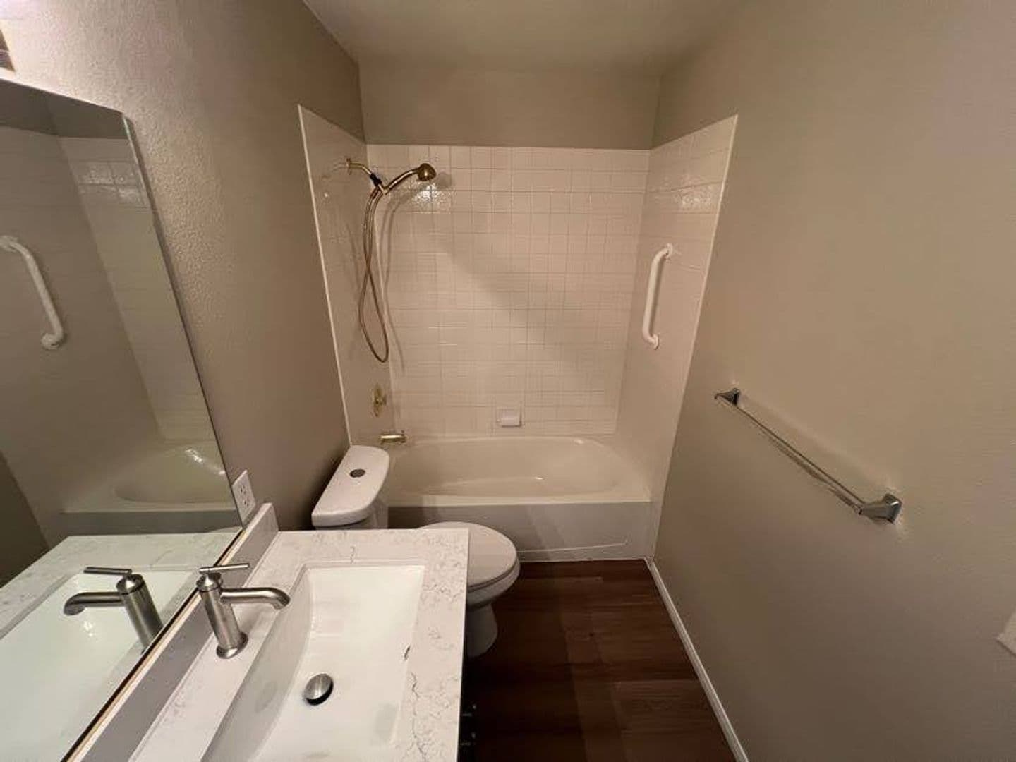 N Las Vegas House: 4717 Pointe Decatur Way