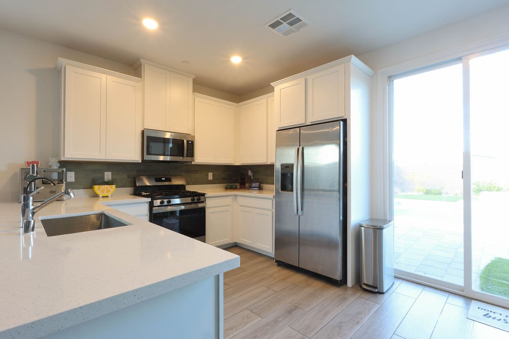 Henderson House: 294 Bridge Canyon St