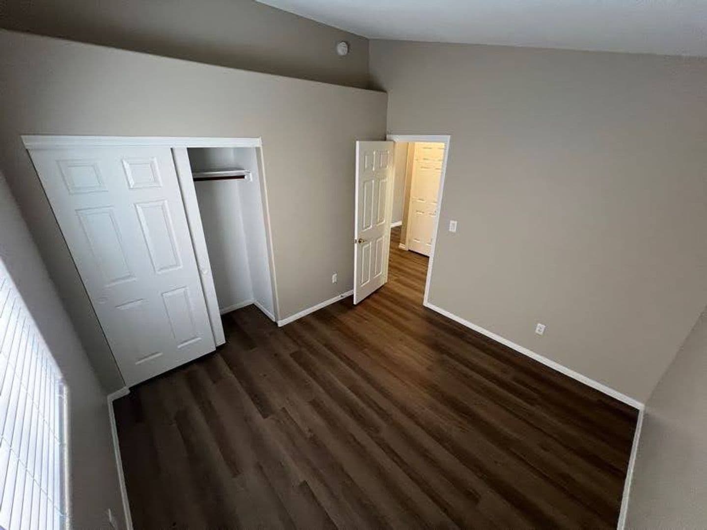 N Las Vegas House: 4717 Pointe Decatur Way
