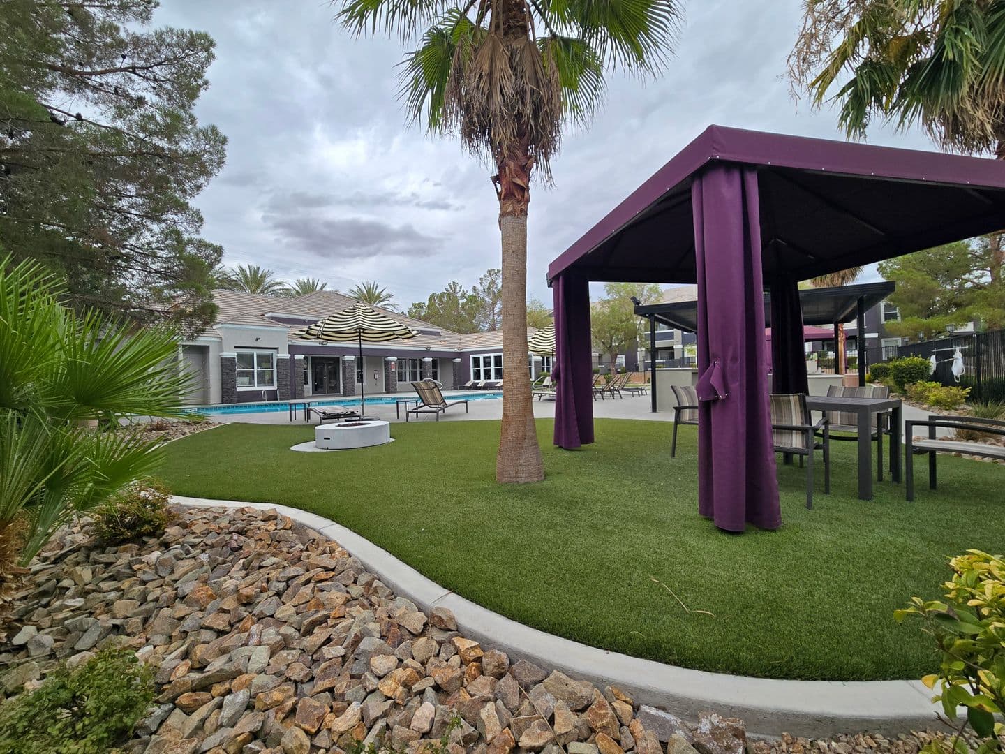 Las Vegas House: 9620 W Russell Rd #1122