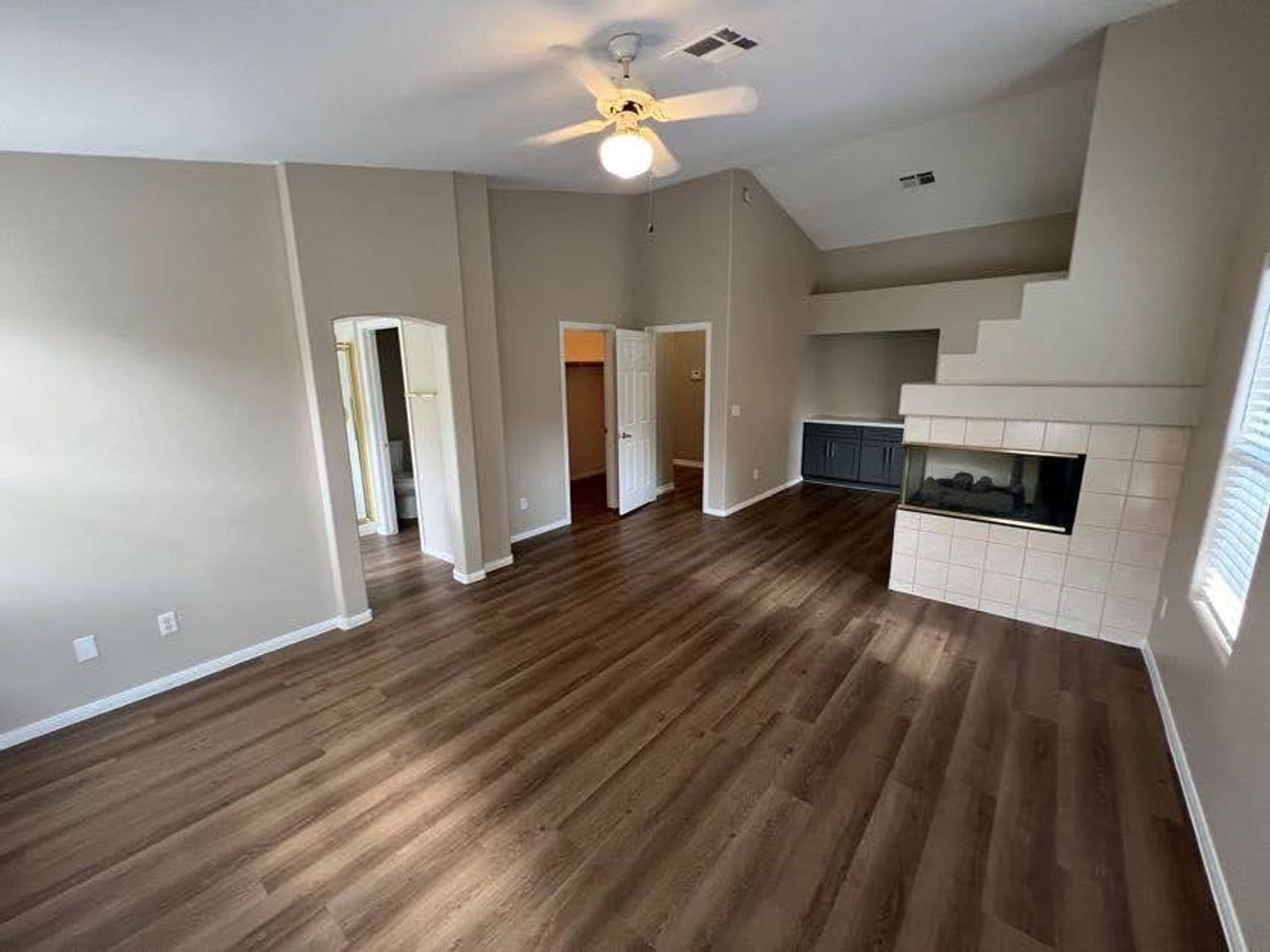 N Las Vegas House: 4717 Pointe Decatur Way