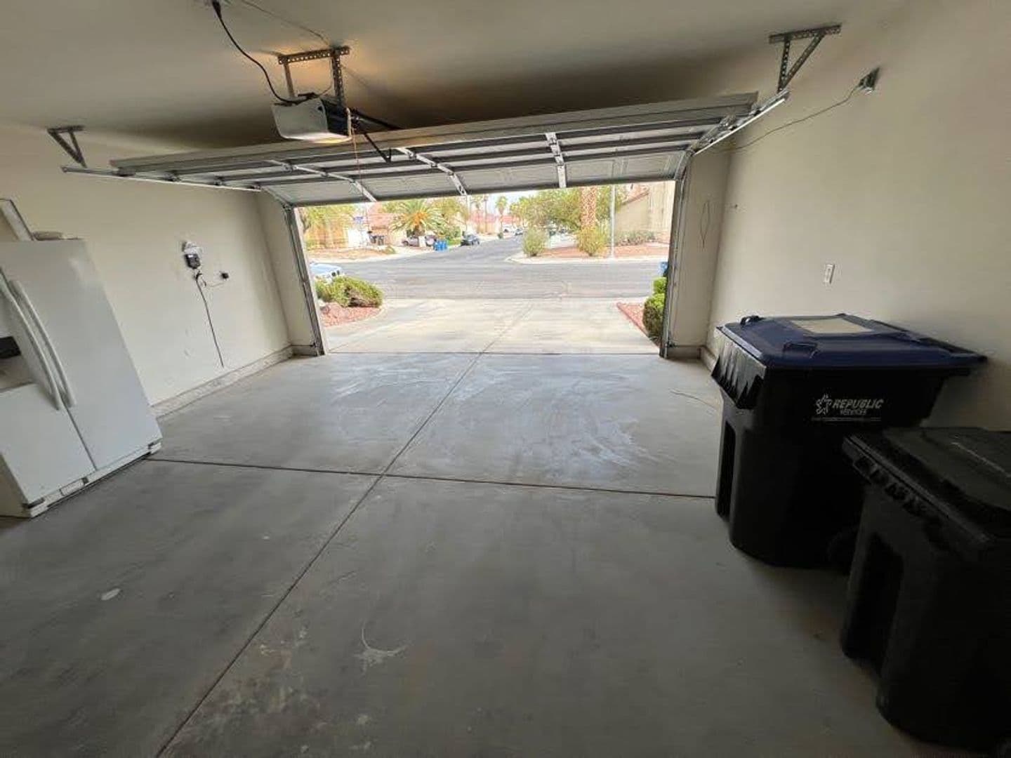 N Las Vegas House: 4717 Pointe Decatur Way