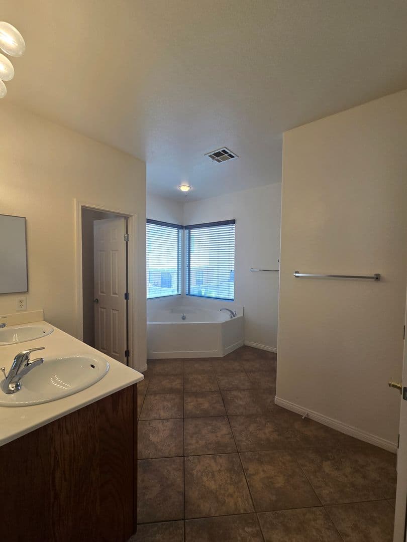 Las Vegas House: 9164 Craven Ave