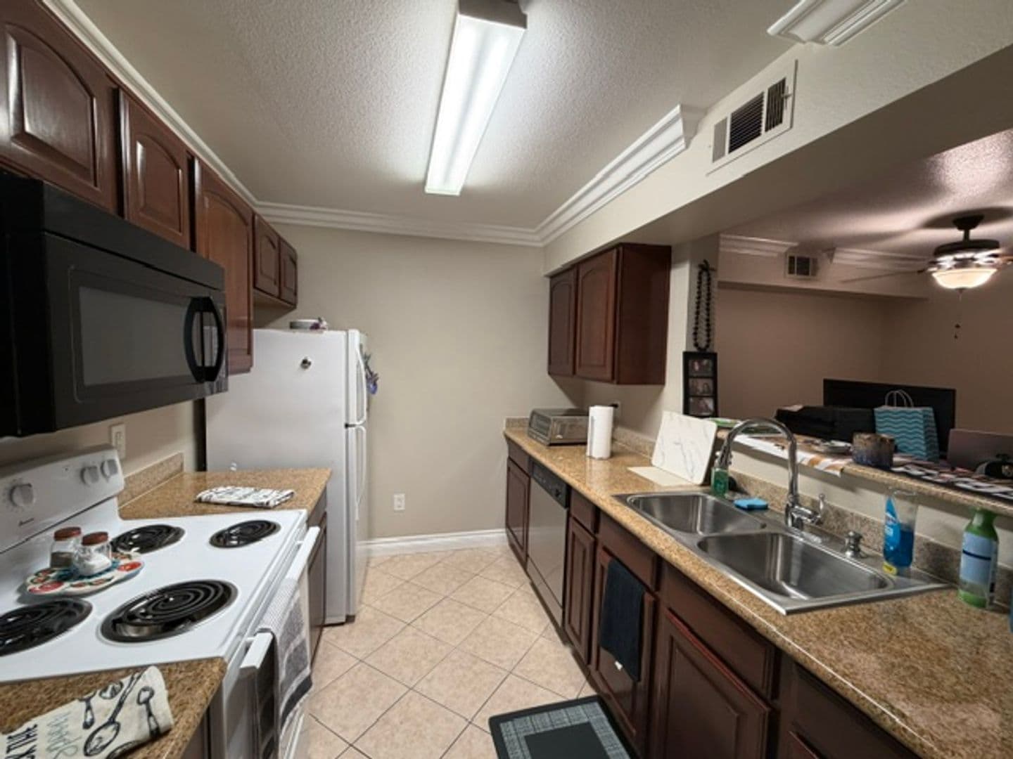Las Vegas Condo: 1150 N Buffalo Dr #2082