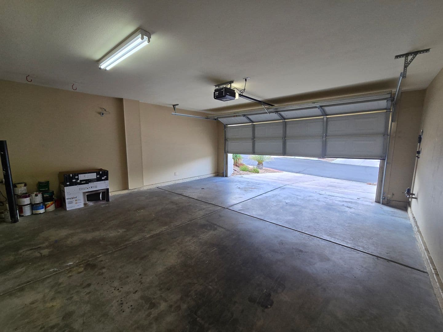 Las Vegas House: 816 Bow Creek Ln