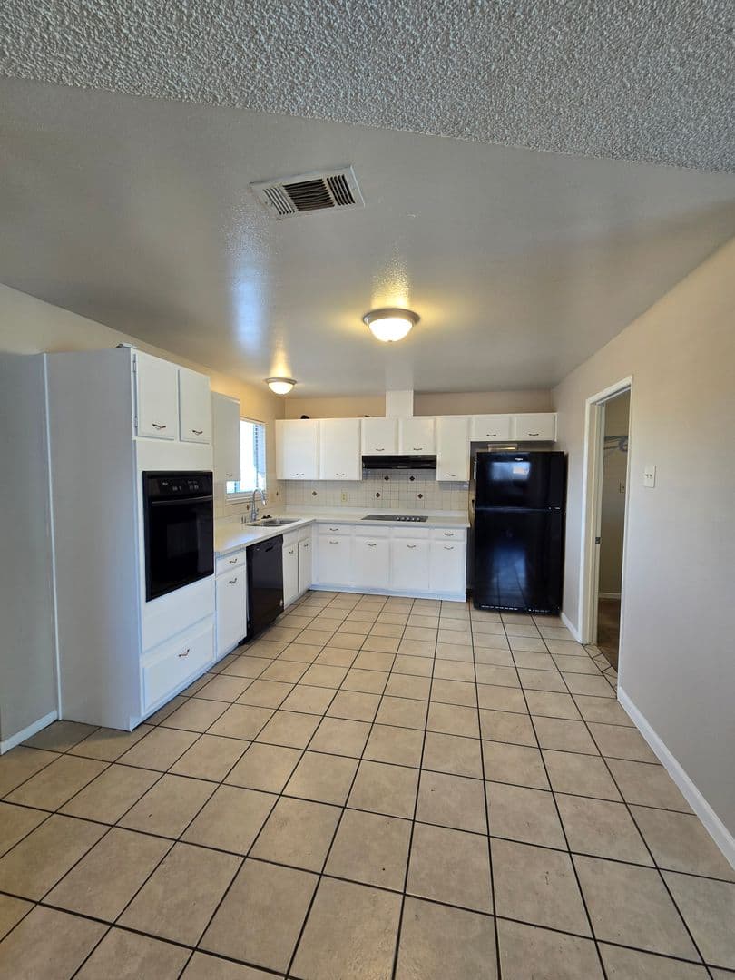 Las Vegas House: 6508 Mecham Ave