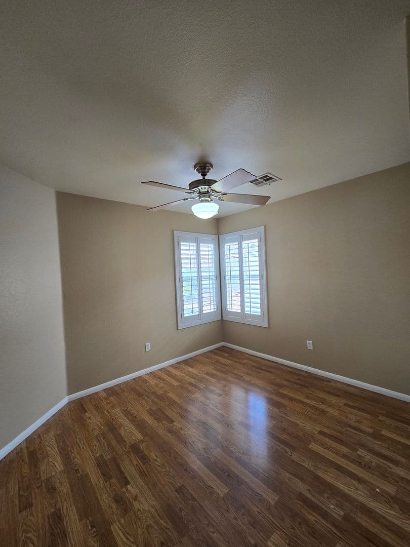 Las Vegas House: 816 Bow Creek Ln
