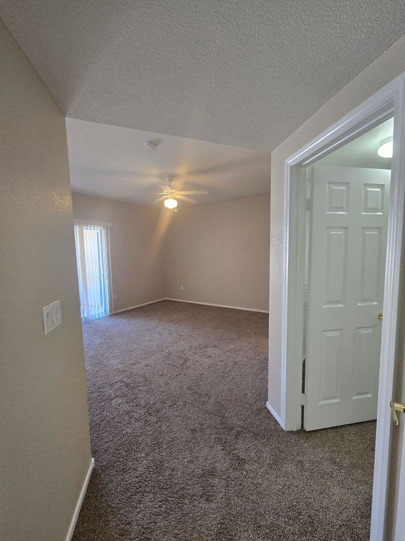 Las Vegas House: 9330 W Maule Ave #216