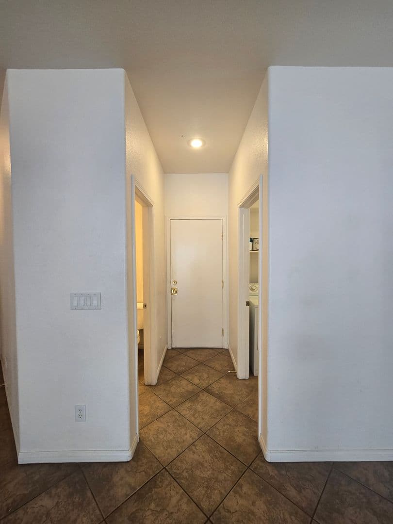 Las Vegas House: 9164 Craven Ave