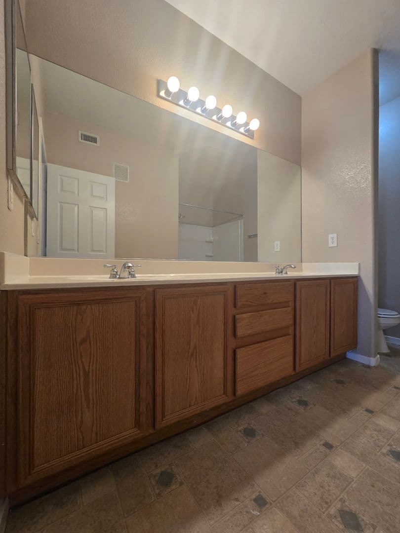 Las Vegas House: 9330 W Maule Ave #216