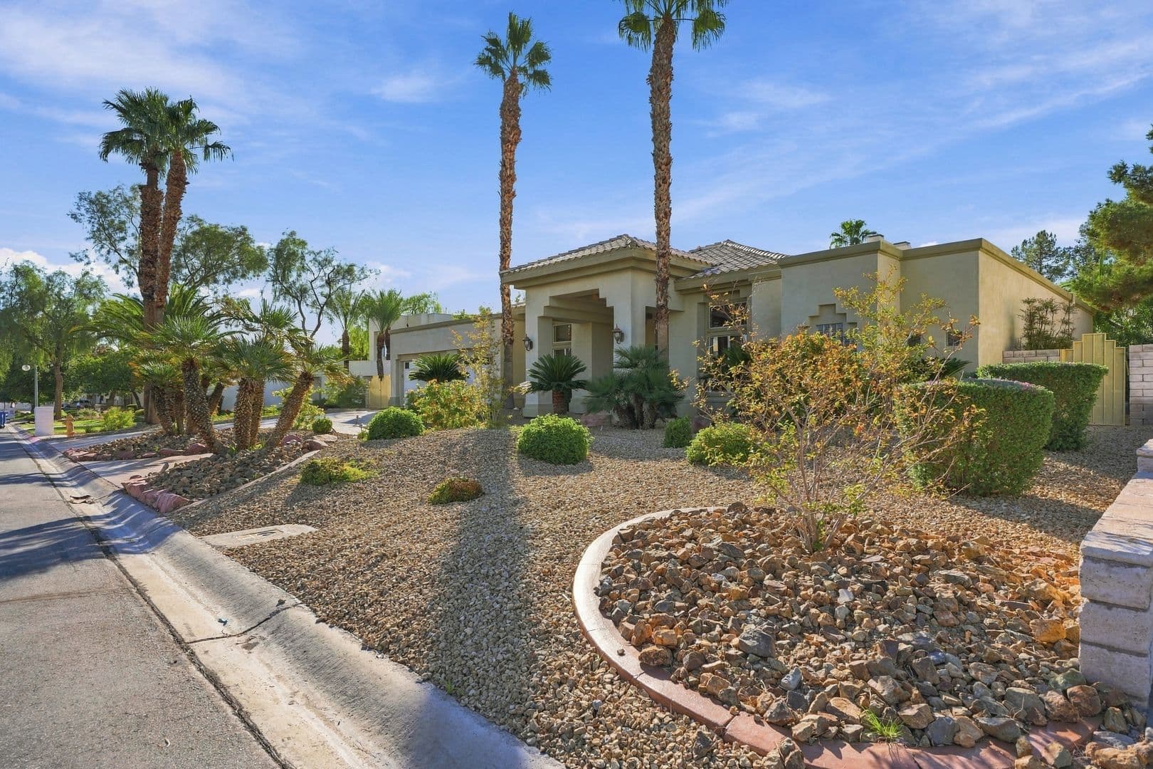 Las Vegas House: 7417 Doe Ave