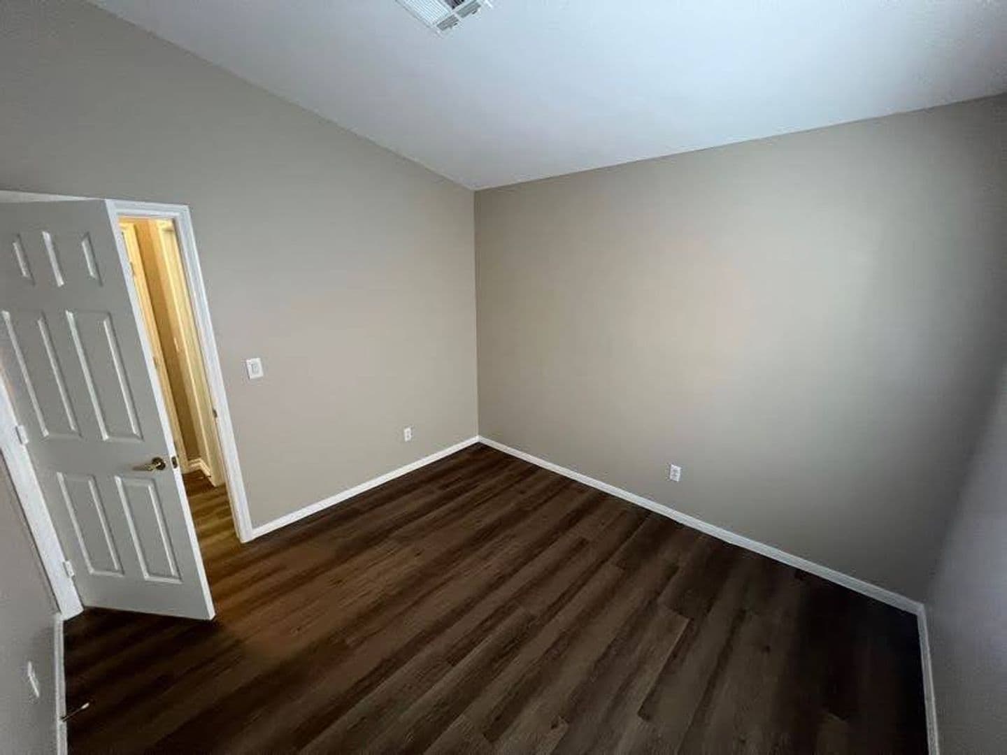 N Las Vegas House: 4717 Pointe Decatur Way