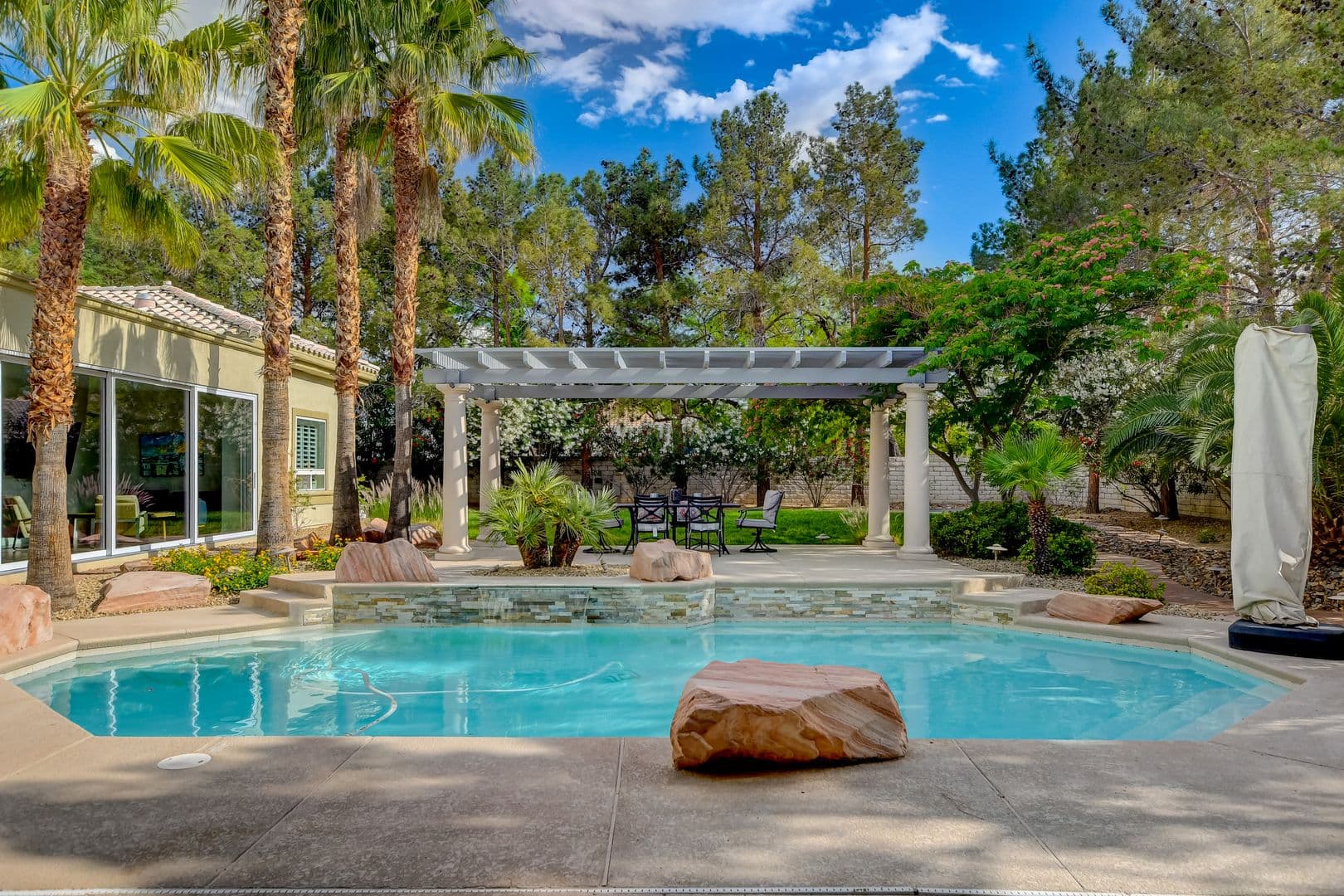 Las Vegas House: 7417 Doe Ave