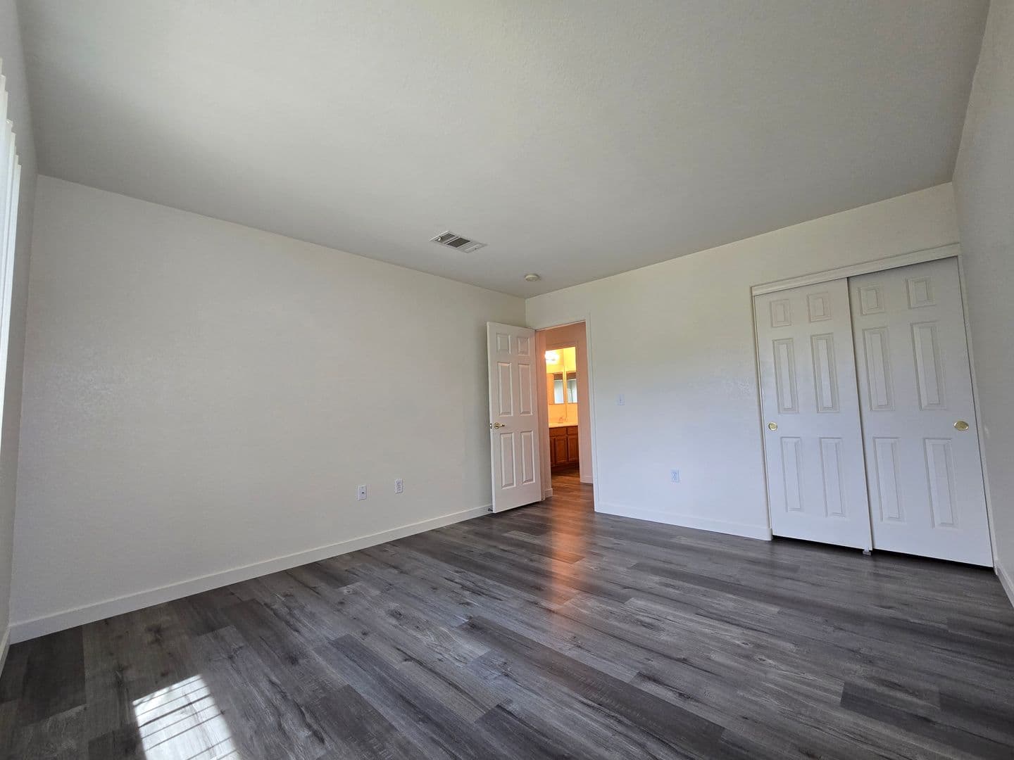 Henderson House: 3033 Panorama Ridge Dr