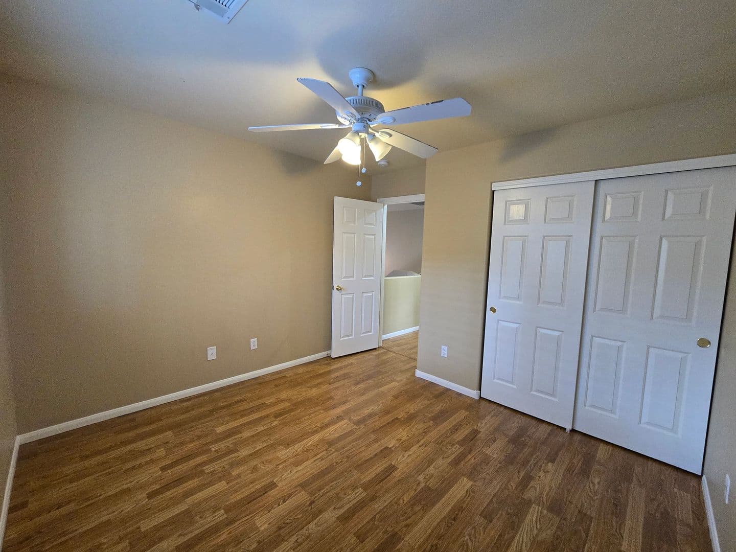 Las Vegas House: 816 Bow Creek Ln