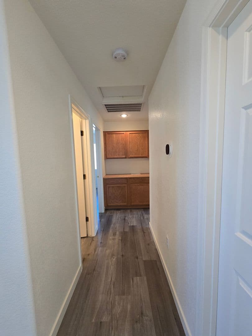 Henderson House: 3033 Panorama Ridge Dr