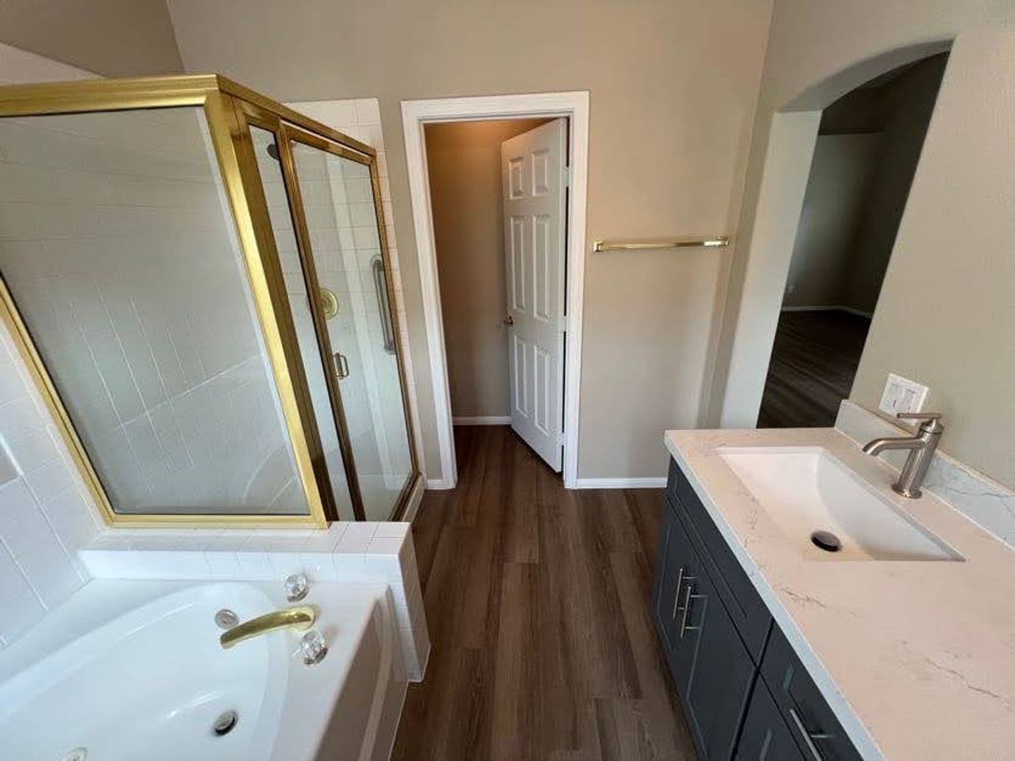 N Las Vegas House: 4717 Pointe Decatur Way